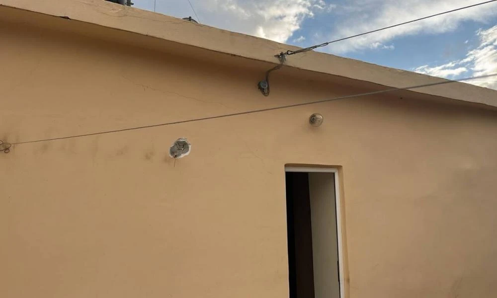 Χανιά: Κεραυνός έπεσε σε σπίτι...και το τρύπησε! Κάηκαν όλες οι ηλεκτρικές συσκευές (Εικόνες)